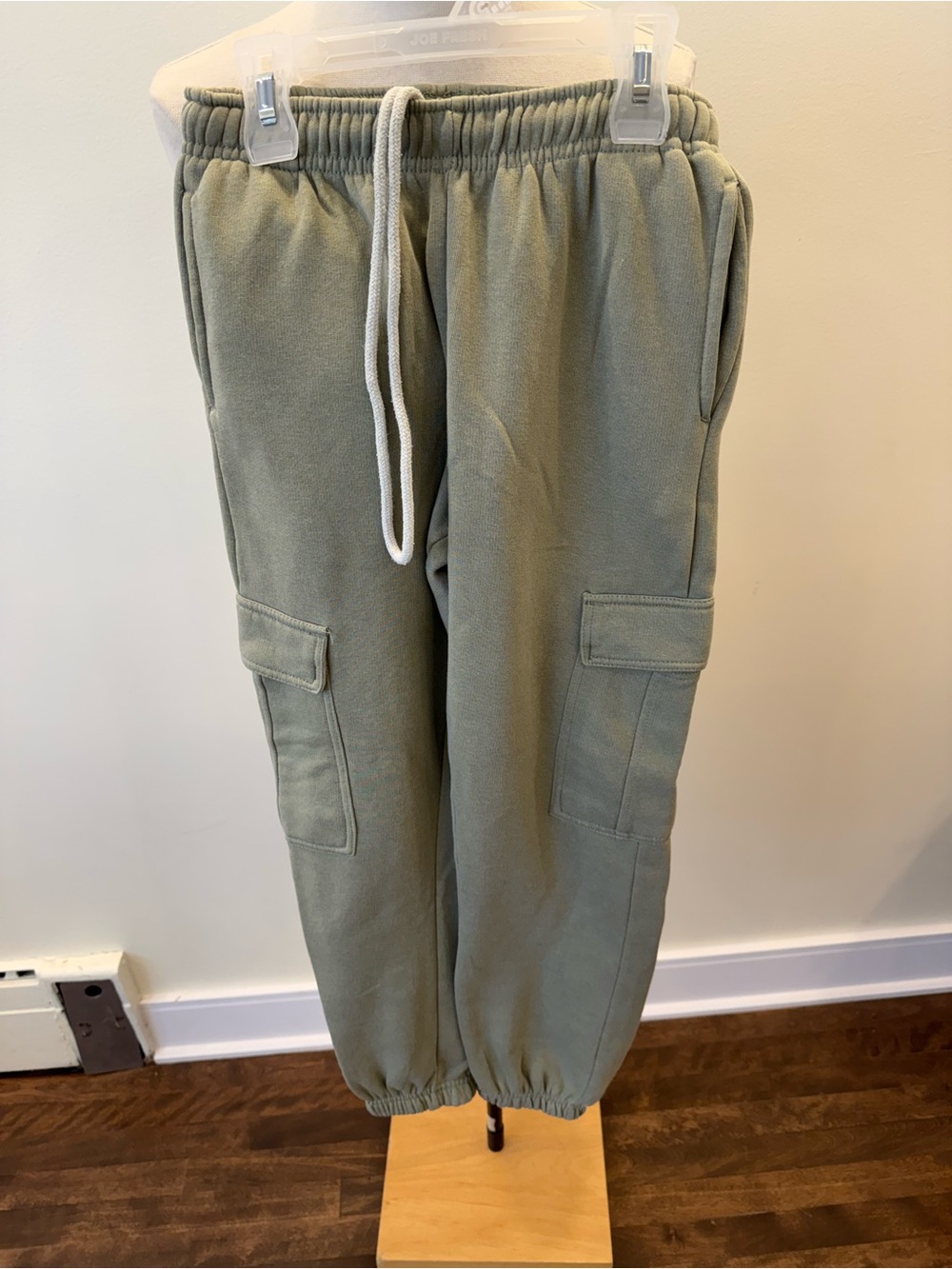 Girls Olive Cargo Jogger Pants with Drawstring - size large
